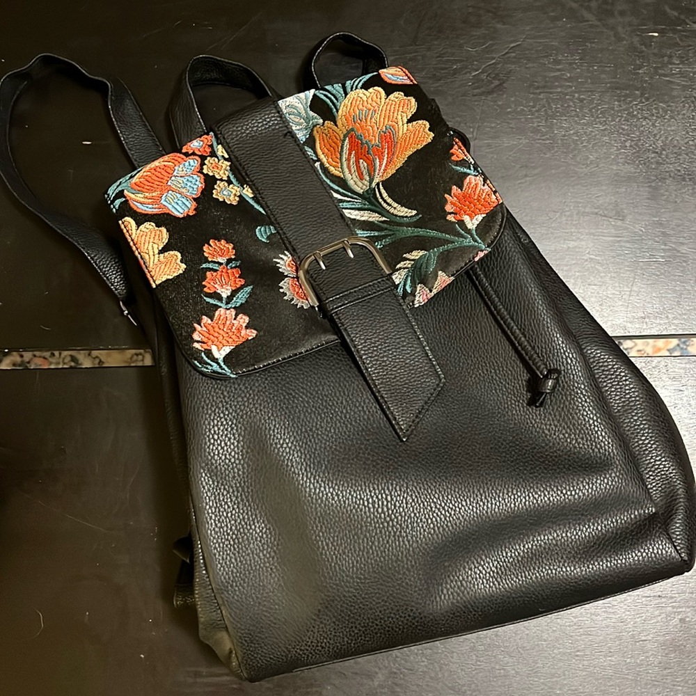 Cute backpack bag, in new condition purchased in England.
